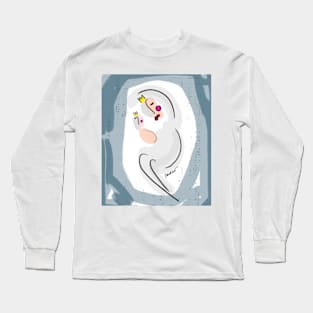 Mother protecting the baby Long Sleeve T-Shirt